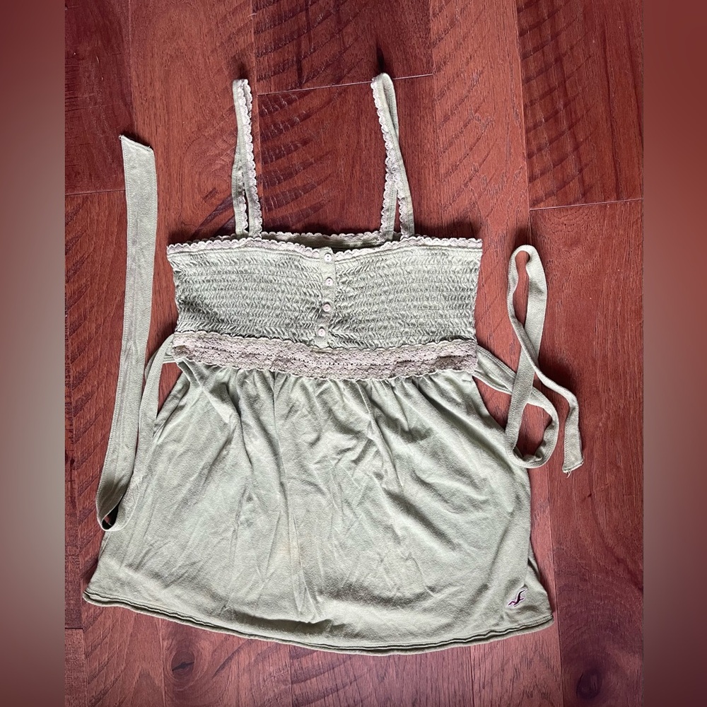 Hollister Y2K Bella Swan Crochet Style Babydoll Top
